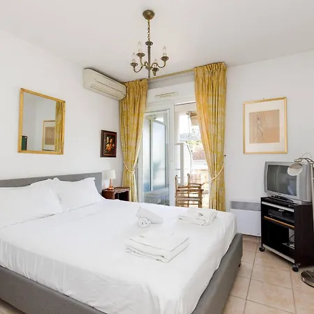 Palmier Calme, 2 Chambres, 2 Salle De Bains, 2 Wc, Clim, Parking דירה קאן